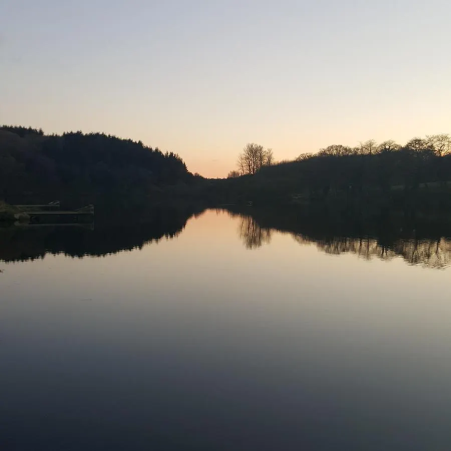 Auberge De L'Etang Neuf Saint-Connan Hotel